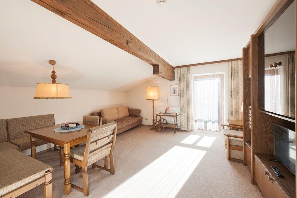 Hotel Garni Bernhard Am See Walchsee Kültér fotó